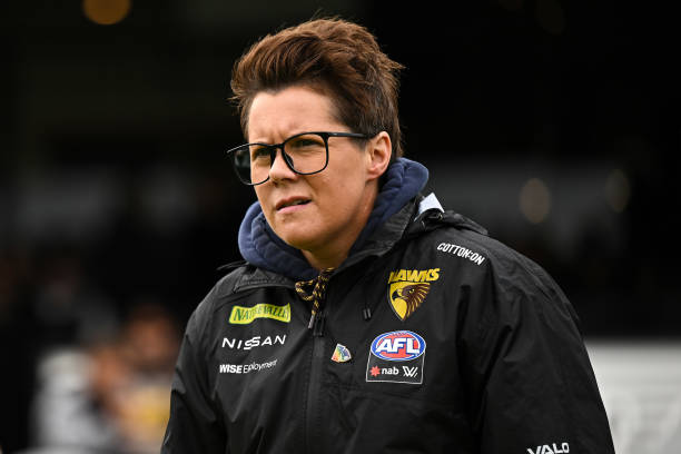 Bec Goddard, Senior Coach of the Hawks looks on during the 2022 S7 AFLW Round 10 match between the Fremantle Dockers and the Hawthorn Hawks at...
