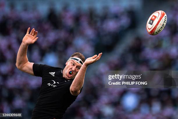 TOPSHOT-RUGBYU-JPN-NZL, News Photo