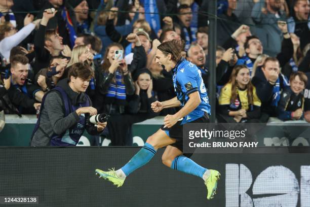 Club Brugge's Danish midfielder Casper Nielsen celebrates after scoring during the Belgian Jupiler Pro League football match between Club Brugge KV...