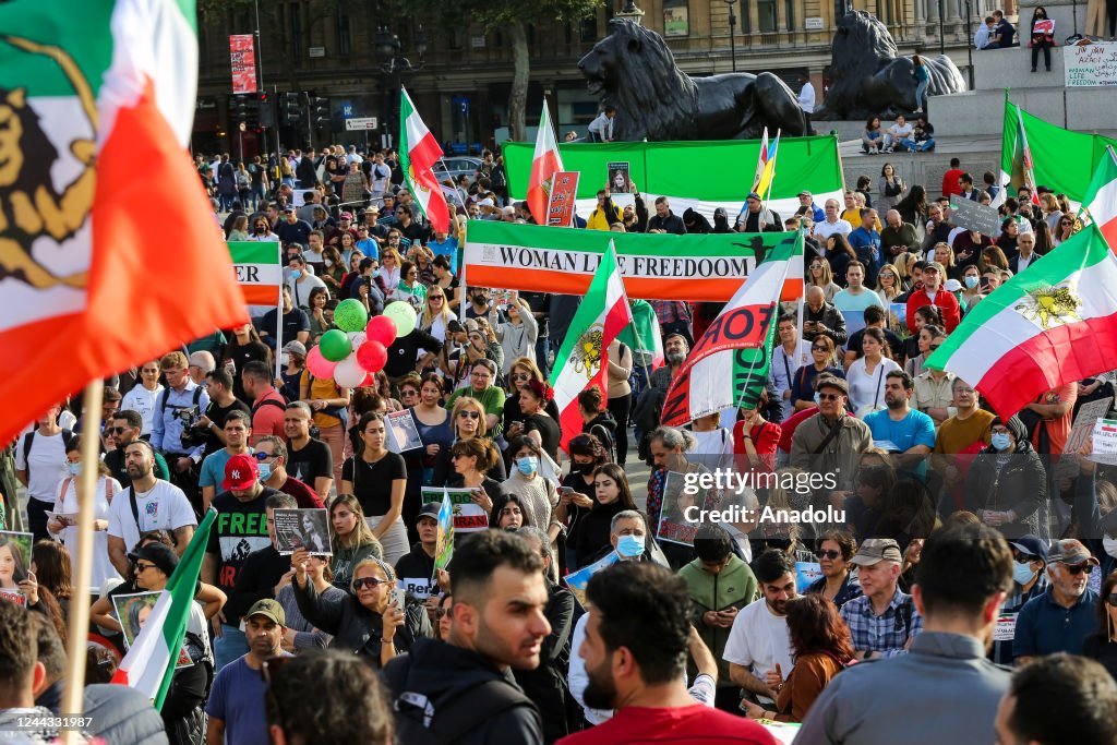 Hundreds of Iranians protest in Central London