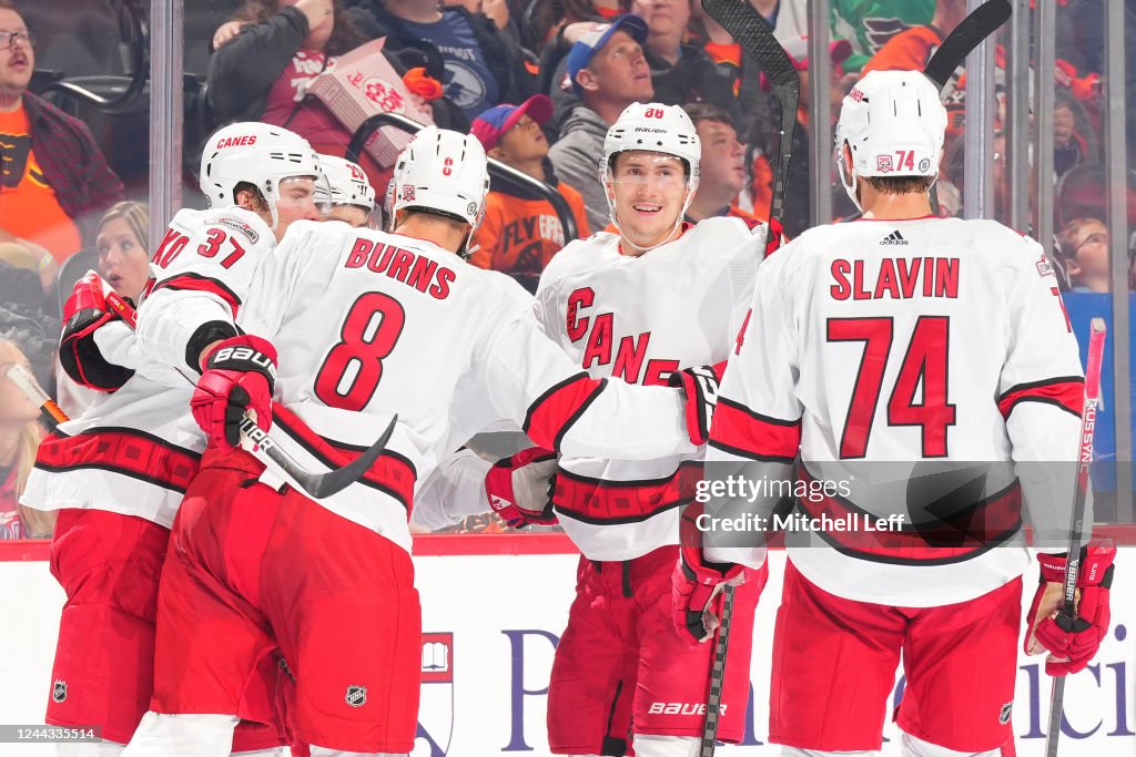 Carolina Hurricanes v Philadelphia Flyers