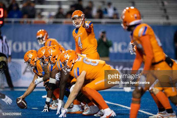 Boise State Broncos quarterback Sam Vidlak in position to run a play during a college football game between the Colorado State Rams and the Boise...