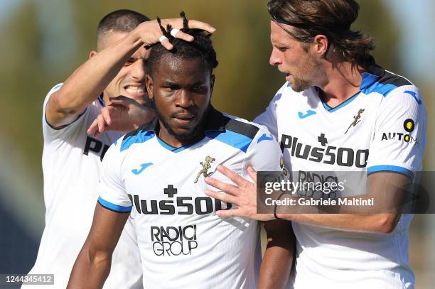 Ademola Olajade Lookman of Atalanta BC celebrates after scoring a goal with Hans Hateboer of Atalanta BC during the Serie A match between Empoli FC...