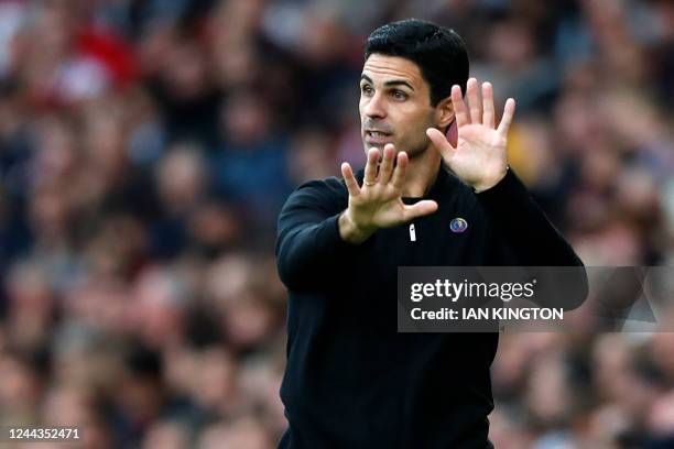 Arsenal's Spanish manager Mikel Arteta gestures on the touchline during the English Premier League football match between Arsenal and Nottingham...