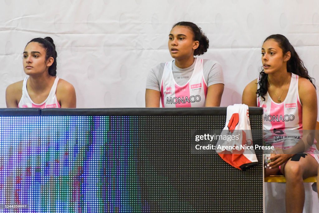 Kimsy Eve WEMBANYAMA and Kimsy DEMONTOUX of Monaco during the Women Ligue 2 ...