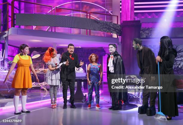 Nicole Suarez, Stephanie Himonidis, Nacho Lozano, Adamari Lopez, Carlos Robles, Quique Usales and Rebeka Smyth are seen on the set of Telemundos Hoy...