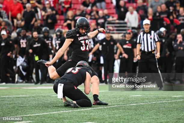 Louisville K James Turner during a college football game between the Wake Forest Demon Deacons and Louisville Cardinals on October 29, 2022 at...