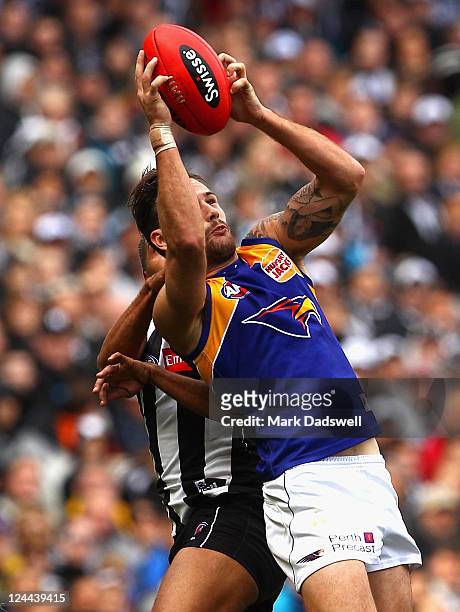 Chris Masten of the Eagles marks during the AFL First Qualifying match between the Collingwood Magpies and the West Coast Eagles at Melbourne Cricket...