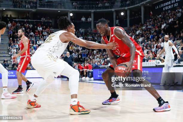 Stephane GOMBAULD of Nancy and Yves PONS of Lyon during the Betclic Elite match between LDLC ASVEL and Stade Lorrain Universite Club Nancy at The...