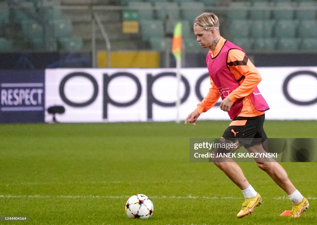 FBL-EUR-C1-SHAKHTAR DONETSK-TRAINING