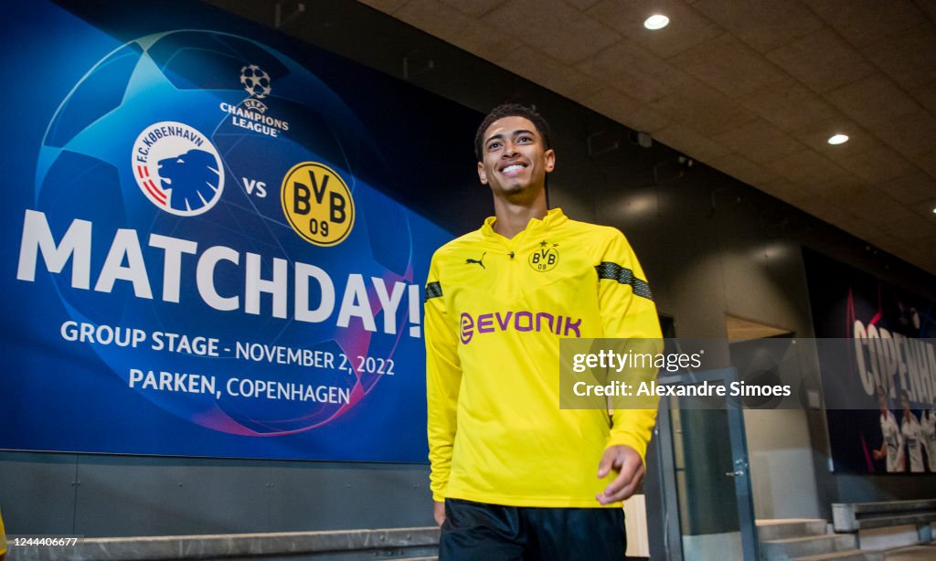 Borussia Dortmund Training Session And Press Conference