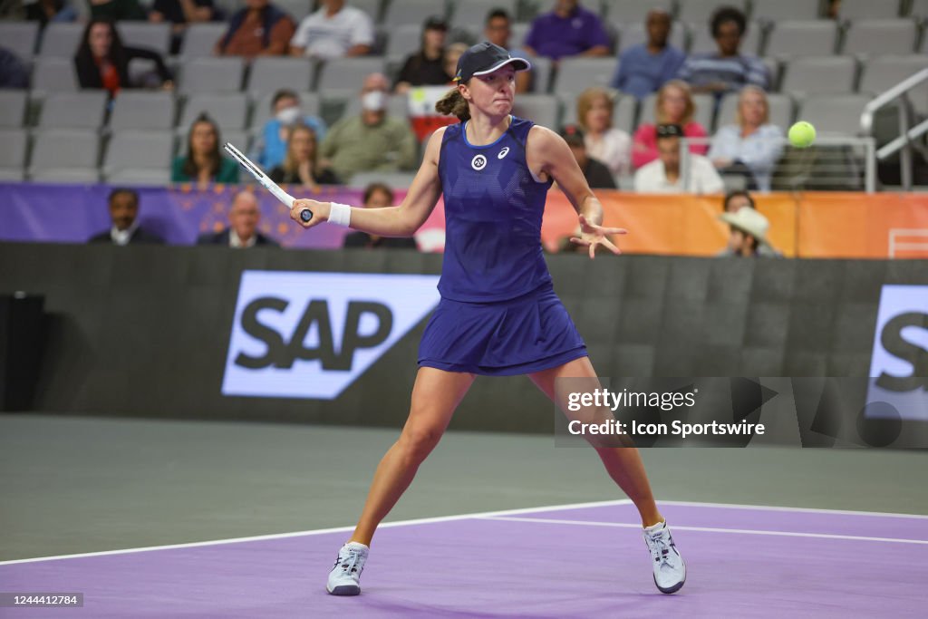 Iga Witek Iga witek hits a forehand during the WTA Finals on November 1, 2022