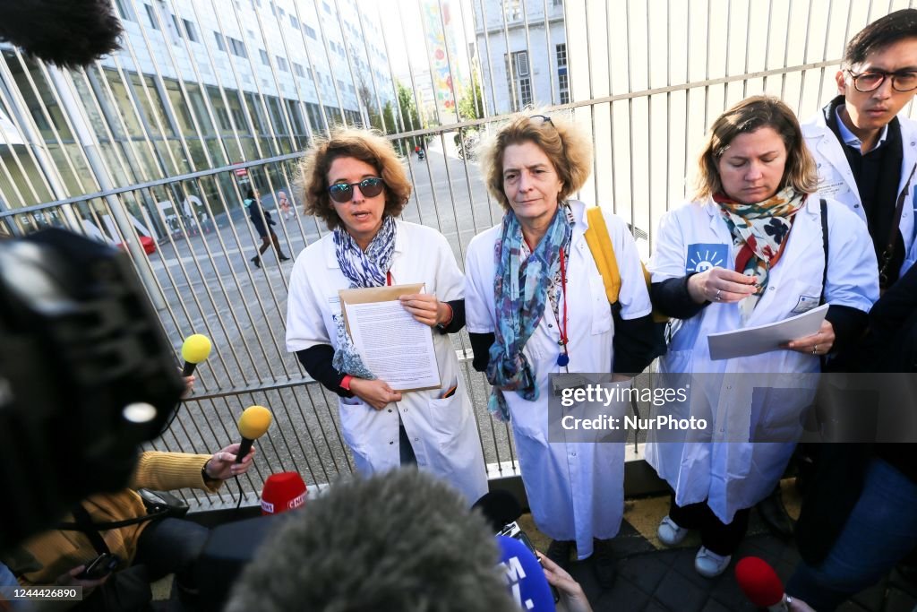 French Paediatric Healthcare Workers Walk To The Elysee Palace