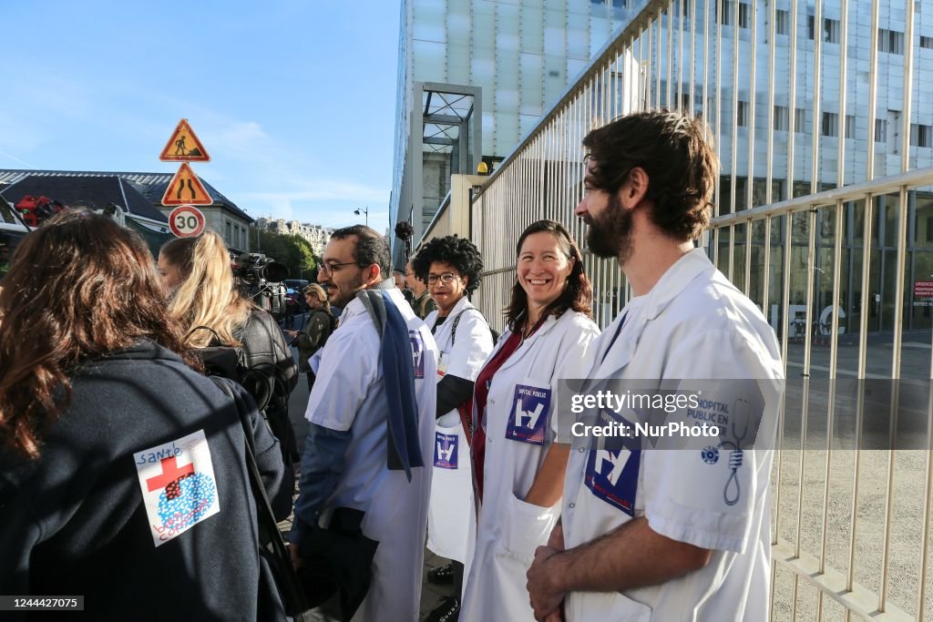 French Paediatric Healthcare Workers Walk To The Elysee Palace