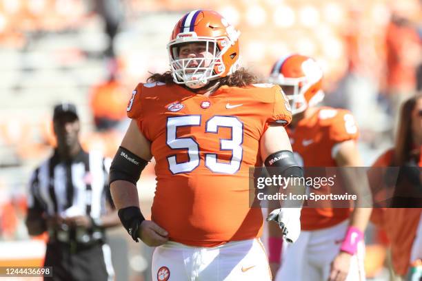 Clemson Tigers center Ryan Linthicum during a college football game between the Syracuse Orange and the Clemson Tigers on October 22 at Clemson...