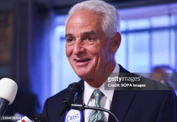 Representative Charlie Crist, the Democratic gubernatorial candidate for Florida, addresses supporters at a campaign stop in Apopka as part of his...