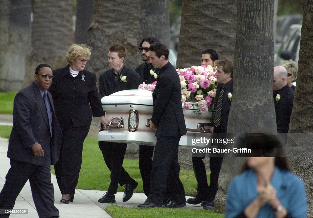 Keanu Reeves And Jennifer Syme Funeral