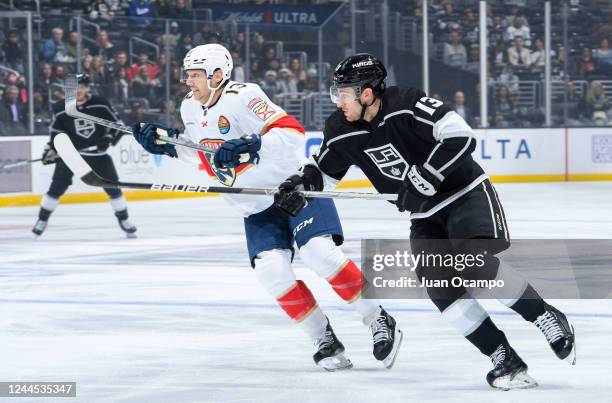 Sam Reinhart of the Florida Panthers and Gabriel Vilardi of the Los Angeles Kings battle for position during the first period at Crypto.com Arena on...