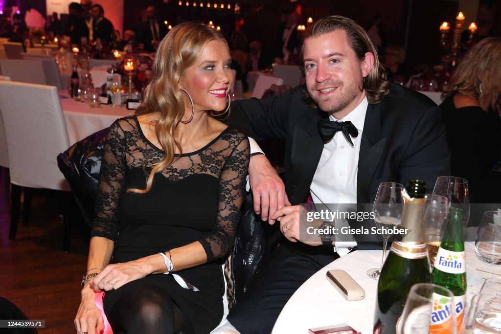 Laura Karasek, and her husband Dominic Briggs during the annual... News