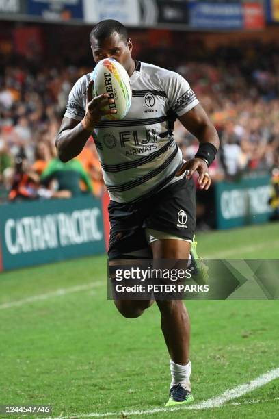 Fijis Vuiviawa Naduvalo scores a try against Australia in the Cup final on the third day of the Hong Kong Sevens rugby tournament on November 6, 2022.