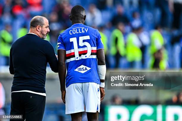 Dejan Stankovic head coach of Sampdoria issues Omar Colley of Sampdoria some instructions during the Serie A match between UC Sampdoria and ACF...