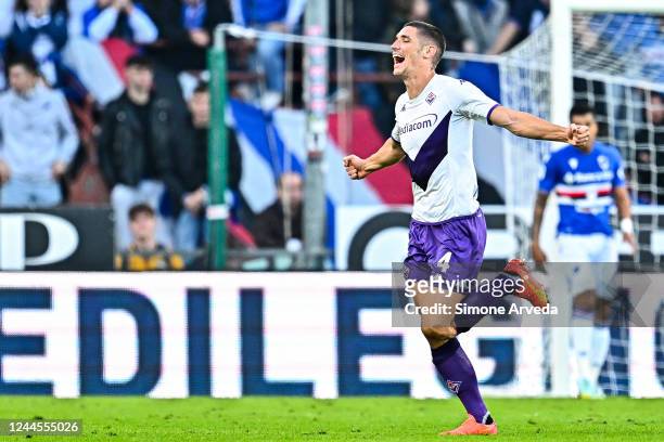 Nikola Milenkovic of Fiorentina celebrates after scoring a goal during the Serie A match between UC Sampdoria and ACF Fiorentina at Stadio Luigi...