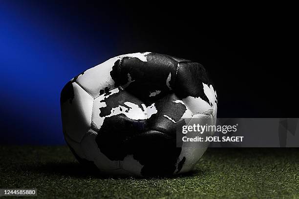 Flatation Example Ball Example 1,078 Flattened Ball Stock Photos, High-Res Pictures, and Images ...