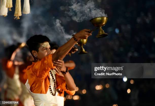 Priests are seen doing Aarti at Banganga on the day of Dev Deepawali festival in Mumbai, India, 07 November, 2022. Dev Deepawali is the festival of...