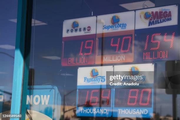 Powerball Led Sign Powerball Sign Photos and Premium High Res Pictures - Getty Images