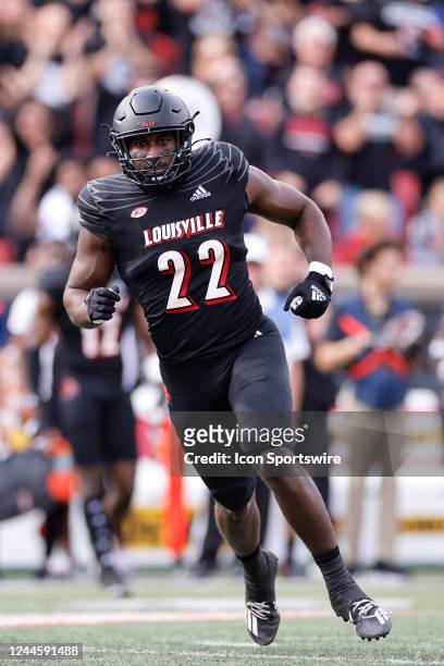 Louisville Cardinals linebacker Yasir Abdullah pursues a play on defense during a college football game against the Wake Forest Demon Deacons on...