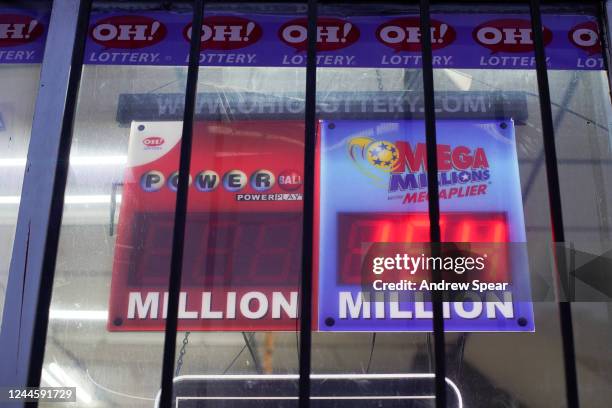 Powerball Led Sign 121 Powerball Sign Stock Photos, High-Res Pictures, and Images - Getty ...