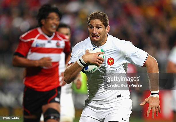 Pascal Pape of France runs forward during the IRB 2011 Rugby World Cup Pool A match between France and Japan at North Harbour Stadium on September...