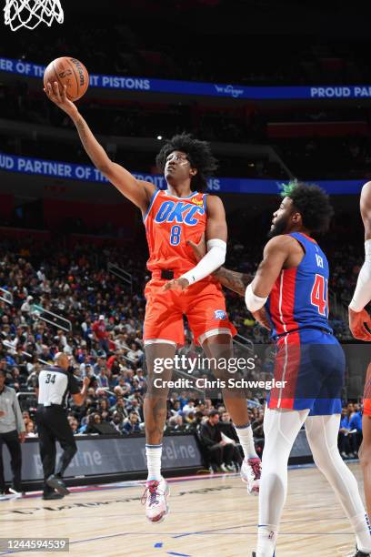 Jalen Williams of the Oklahoma City Thunder drives to the basket against the Detroit Pistons on November 7, 2022 at Little Caesars Arena in Detroit,...