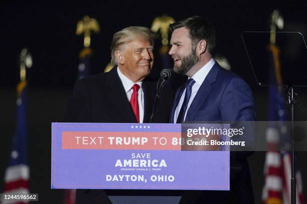 Vance, co-founder of Narya Capital Management LLC and US Republican Senate candidate for Ohio, right, talks on stage with former US President Donald...