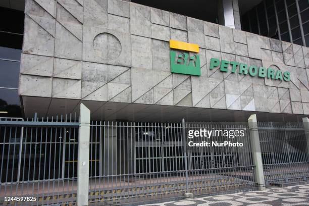 After the Brazilian elections, which elected former president Lula, Petrobras, one of the largest companies in Brazil, suffered a strong devaluation...