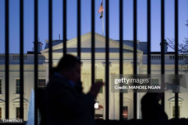 26,841 The White House Outside Stock Photos, High-Res Pictures, and