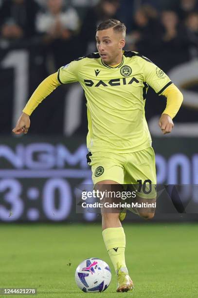 Gerard Deulofeu Lázaro of Udinese Calcio in action during the Serie A match between Spezia Calcio and Udinese Calcio at Stadio Alberto Picco on...
