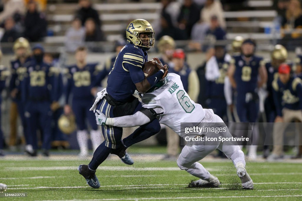 COLLEGE FOOTBALL: NOV 08 Eastern Michigan at Akron