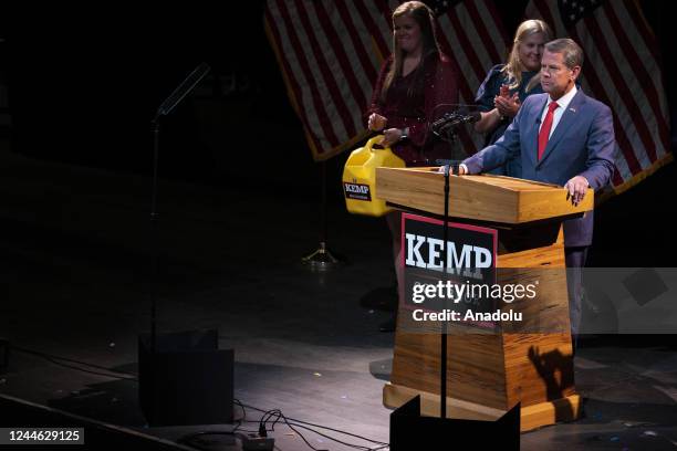 Brian Posner Photos and Premium High Res Pictures - Getty Images