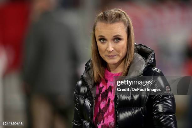 Nele Schenker Looks on prior to the Bundesliga match between FC Bayern München and SV Werder Bremen at Allianz Arena on November 8, 2022 in Munich,...