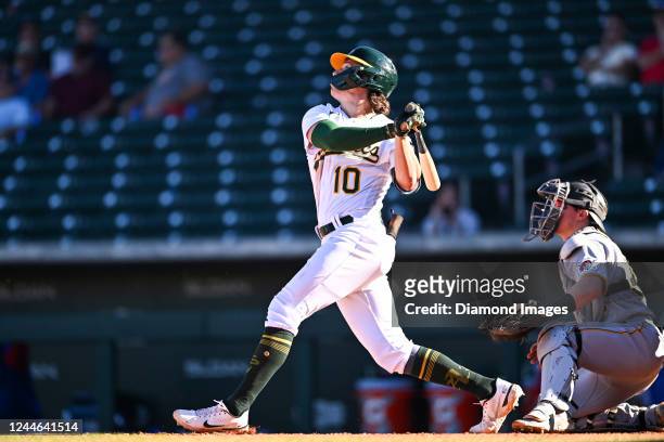 of the Mesa Solar Sox bats during a game against the... Fotografía de noticias - Getty Images