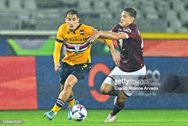 Filip Djuricic of Sampdoria and Samuele Ricci of Torino vie for the ball during the Serie A match between Torino FC and UC Sampdoria at Stadio...