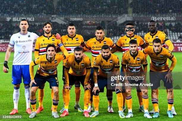 Players of Sampdoria pose for a team picture prior to kick-off in the Serie A match between Torino FC and UC Sampdoria at Stadio Olimpico di Torino...