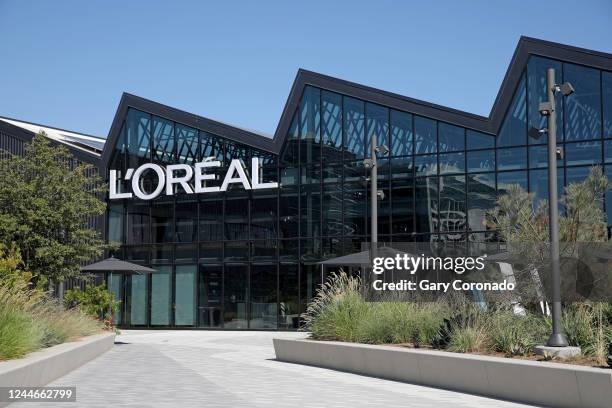 LOréal recently opended its second American headquarters located at 888 North Douglas on Tuesday, Oct. 4, 2022 in El Segundo, CA. The famous...