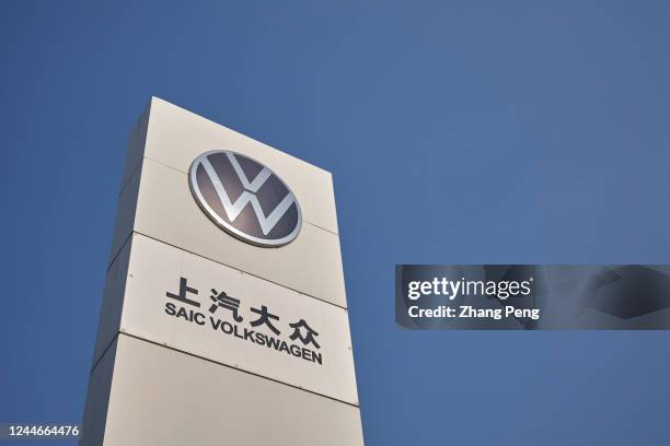 Saic Motor R Logo 217 Saic Volkswagen Stock Photos, High-Res Pictures, and Images - Getty ...
