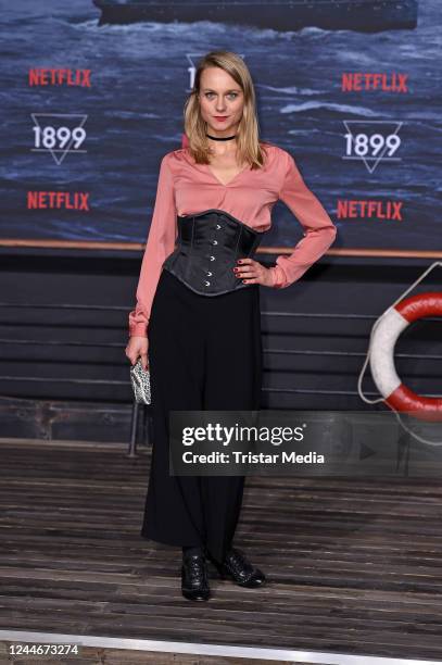 Anna Unterberger attends the Netflix "1899" series premiere at Funkhaus on November 10, 2022 in Berlin, Germany.