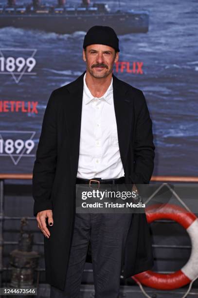 Stephan Luca attends the Netflix "1899" series premiere at Funkhaus on November 10, 2022 in Berlin, Germany.