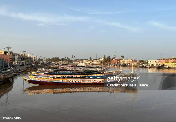 October 2022, Senegal, St. Louis: Fishing boats anchor on the Senegal River in St. Louis. Photo: Lucia Weiß/dpa