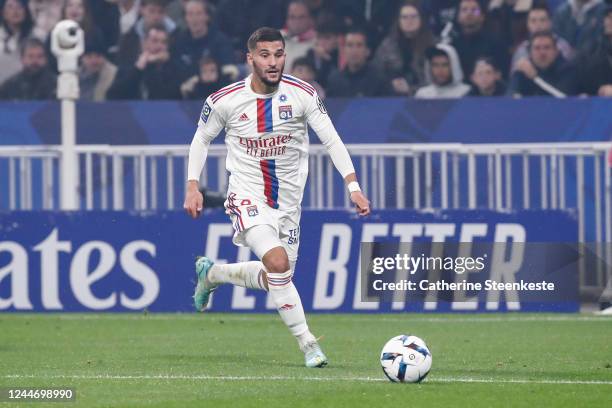 Houssem Aouar of Olympique Lyonnais controls the ball during the Ligue 1 match between Olympique Lyonnais and OGC Nice at Groupama Stadium on...