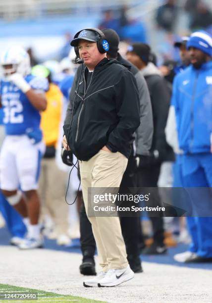 Kentucky Wildcats head coach Mark Stoops in a game between the Vanderbilt Commodores and the Kentucky Wildcats on November 12 at Kroger Field in...